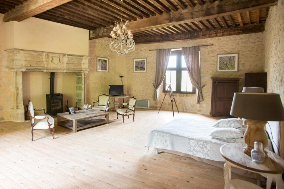 Chateau De Pleneselve Bon-Encontre Exteriér fotografie