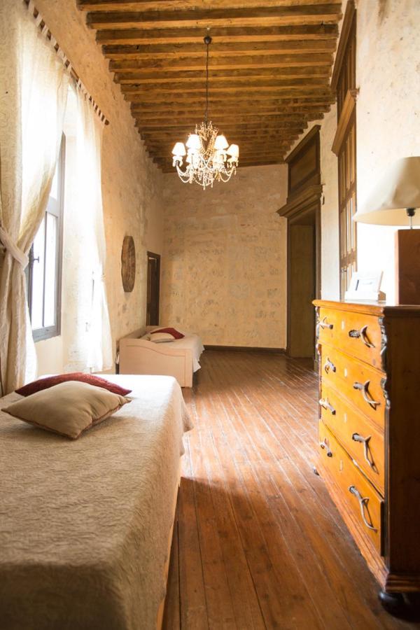 Chateau De Pleneselve Bon-Encontre Exteriér fotografie